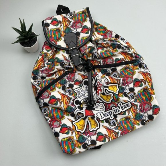 Disney Mickey & Minnie deep in love backpack main image 12